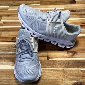 🏃‍♀️ Women’s On Cloud Cloudswift Sneakers. Size 10.5